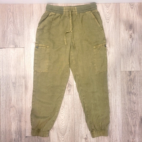 Aerie Army green cargo joggers - Picture 1 of 8